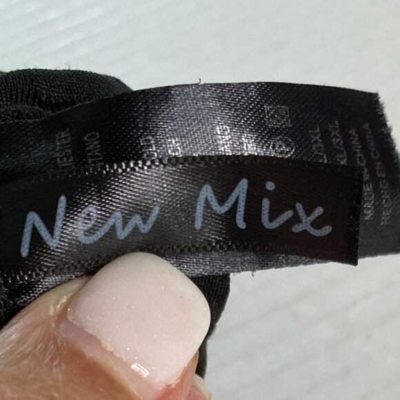 New Mix Black Textured Knit Leggings Size 2XL Goth Boho Steampunk Mobwife Grunge - Picture 3 of 9